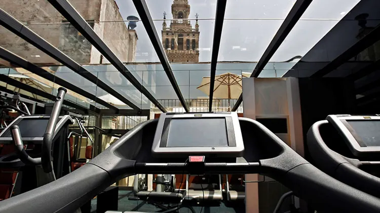 EME カテドラル ホテル 施設