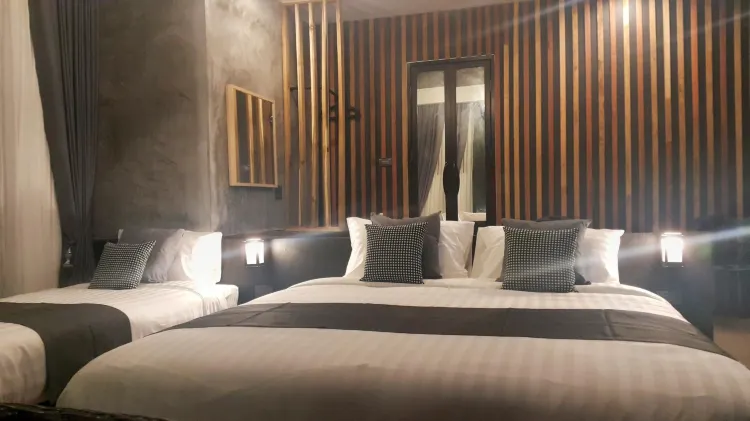 ห้องครอบครัว (เตียงใหญ่ 1 เตียง และเตียงเดี่ยว 1 เตียง)