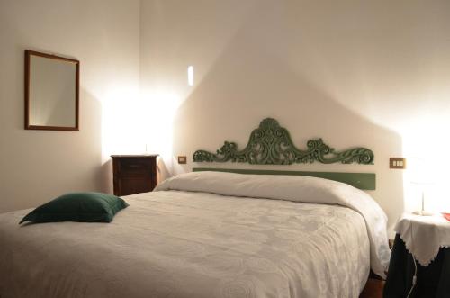 带阳台的两卧室公寓