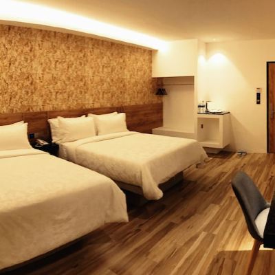 Bilik Keluarga Kupon Hotel Legend Boutique