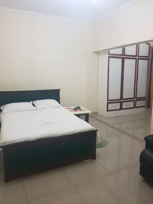 雷歐尼家庭旅館B&B 酒店