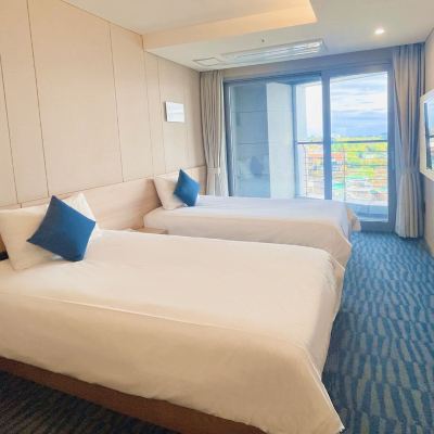 디럭스 부분 오션 트윈룸 호텔 브릿지 서귀포 쿠폰