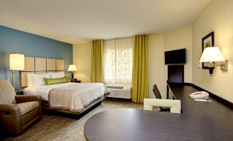 Candlewood Suites Raleigh Crabtree