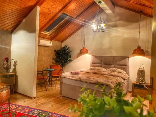 三人房（带独立浴室）