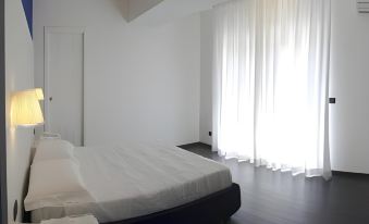 Arete' Luxury Room - Housity