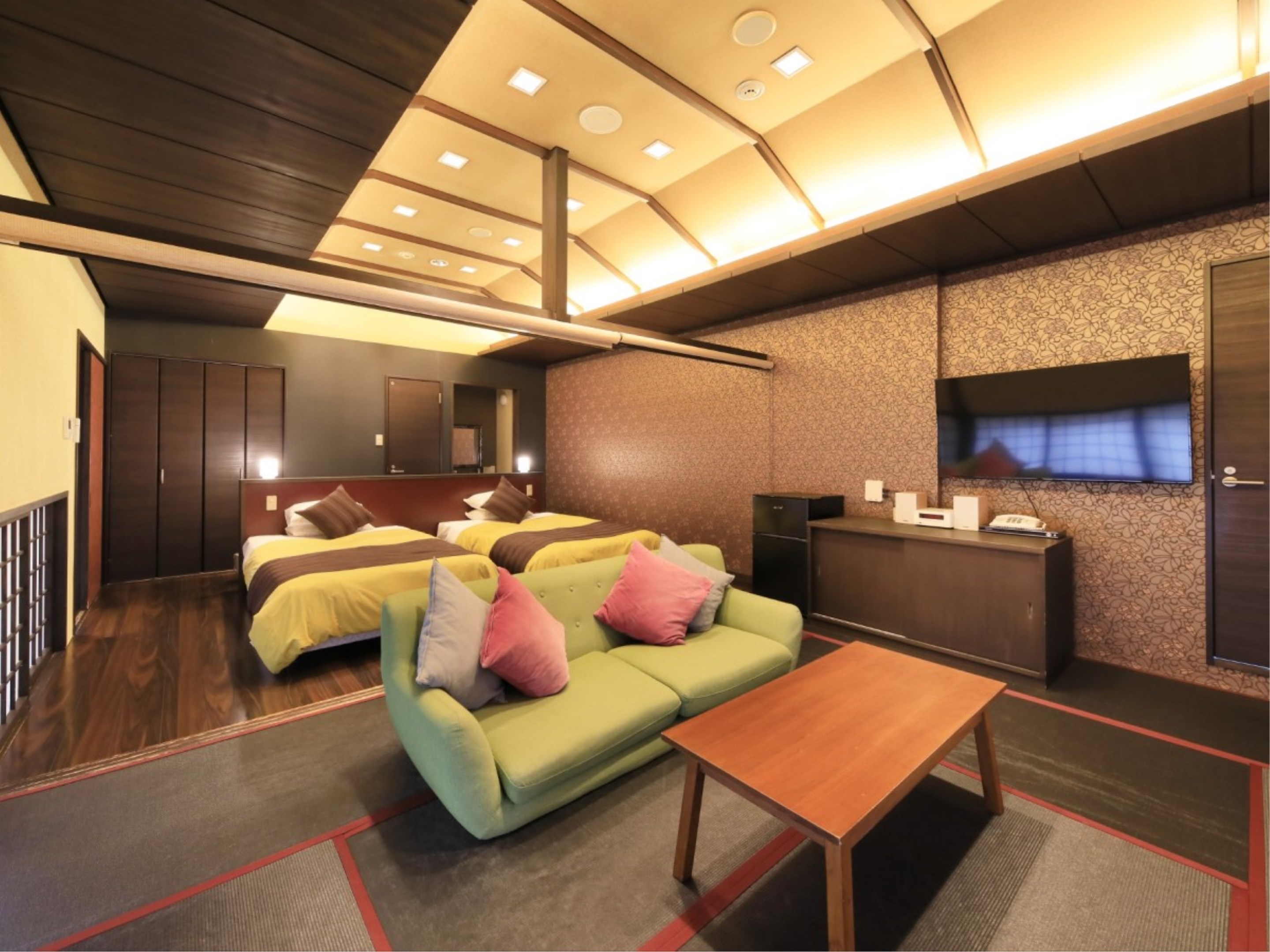 豪华和洋式双床套房，带桑拿和露天风吕-禁烟， 45平方米， 最大容量: 4人， 无景