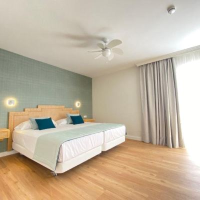 Suite with Sea View (2 Adults + 3 Children) Esmeralda Maris Promo Code