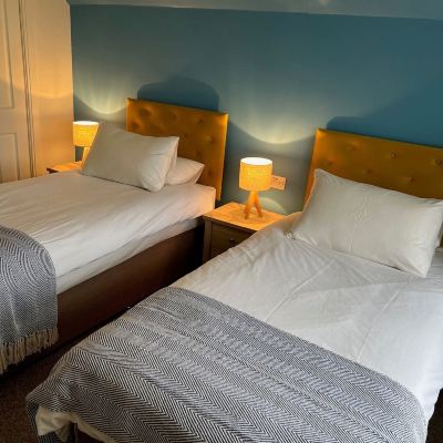 Classic Twin Room, Ensuite, Sea View Corrie Hotel Promo Code