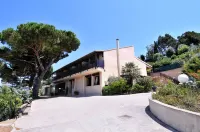 Domaine de Saint Pierre Hotels in 