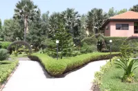 Seafront Residences Hotel a 