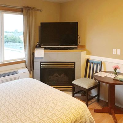 Superior Single Room Hillcrest Inn Promo Code