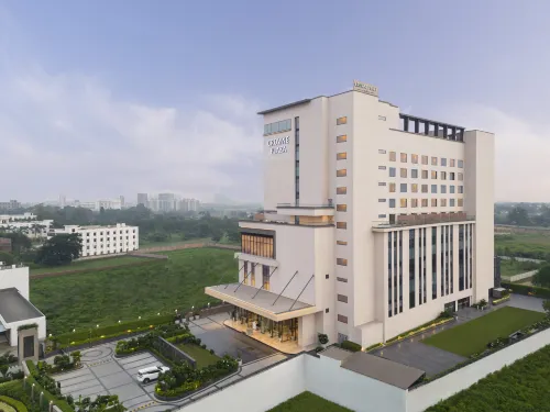 Crowne Plaza LUCKNOW by IHG