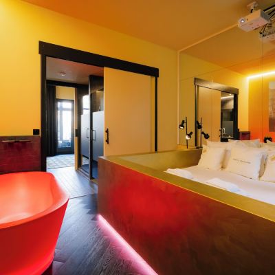 Suite Champagne Mr. Monkey Amsterdam Promo Code