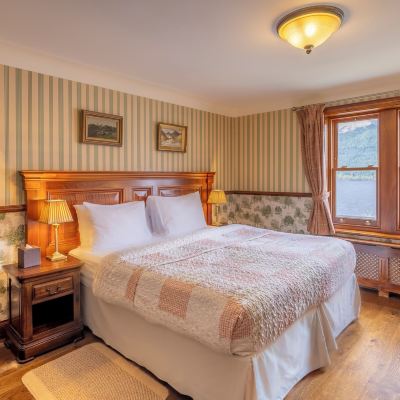 Double Room Plus The Whispering Pine Lodge Promo Code