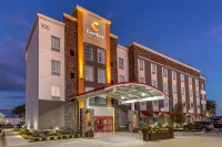 Comfort Suites