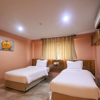 Standard Twin Beds Room, Guest Room, City View, Low Floor