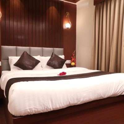 Double Premium Room With Free Wi-Fi The Lake Hotel Promo Code