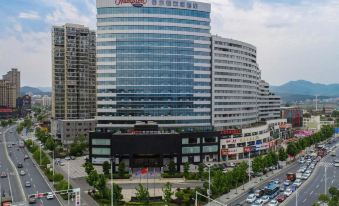 Hampton by Hilton Shiyan - Housity