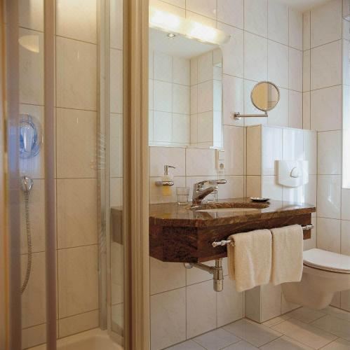 带阳台的两卧室公寓