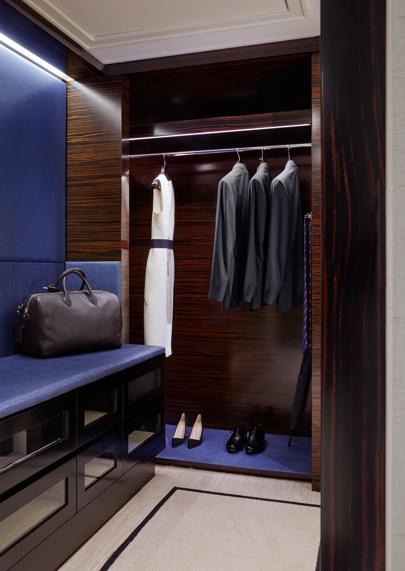 豪华特大床套房