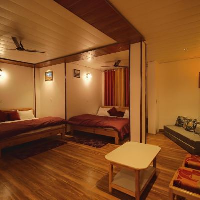 Family Quadruple Room With Mountain View Plaza Hotel Promo Code