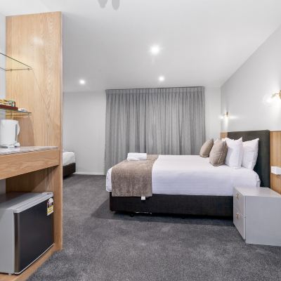 Triple Room Kolmar Inn Promo Code