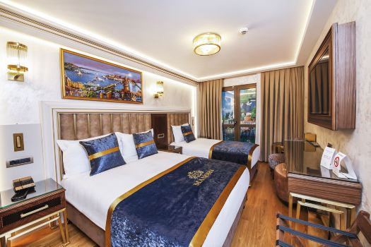 Manors Hotel