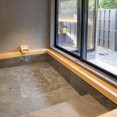 温泉スイート「いぶき」 箱根リトリート ヴィラ ワンバイエフ クーポン
