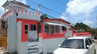 House - Sleeps 2 - Parking - Patio