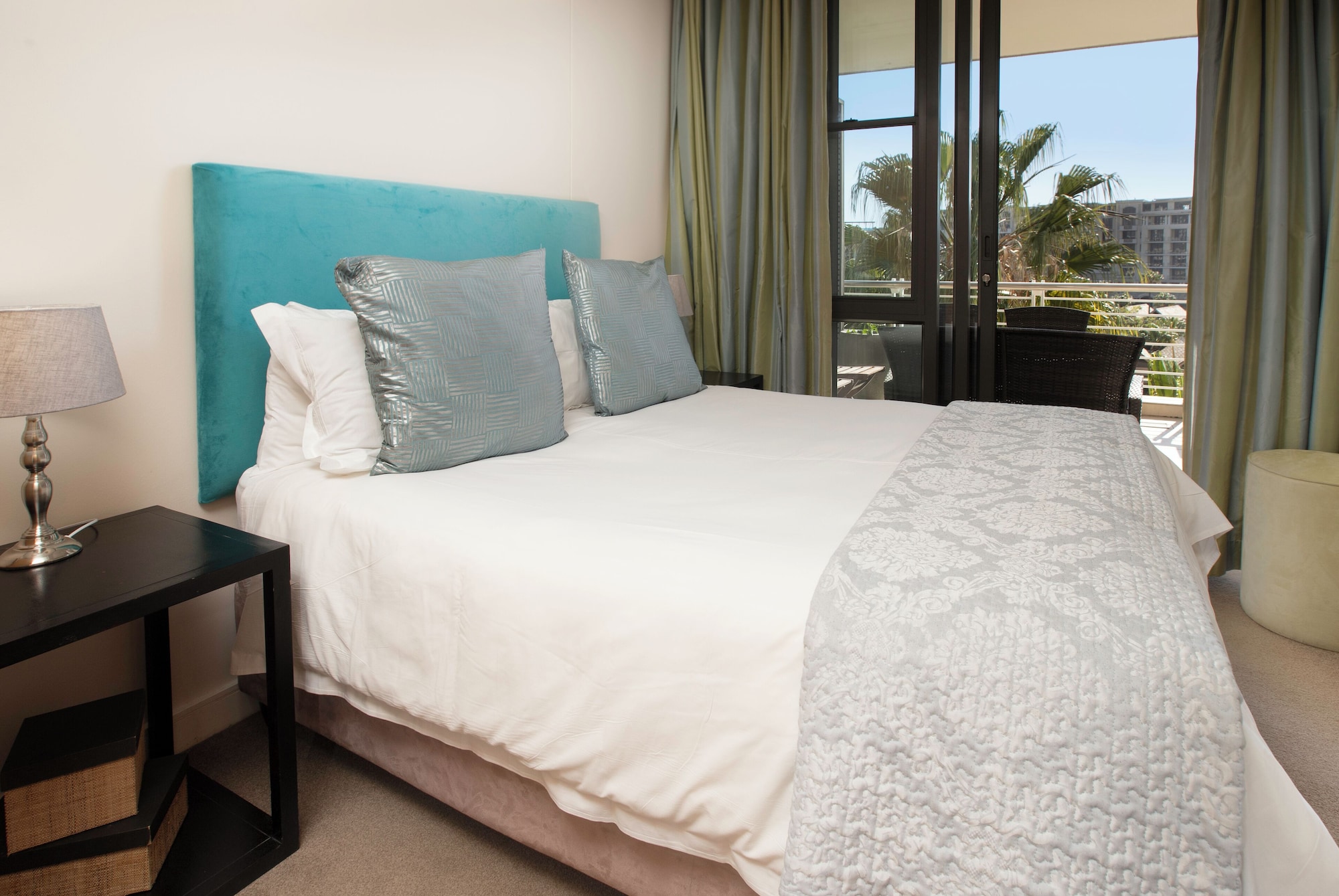 Mountain Marina Luxury Apartments一卧高级4