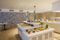 Nausicaa Luxury Villas by Louis Hotels