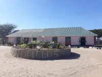 桑菲爾德羅德瓦陣露營酒店 酒店