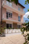 Nautika Suites