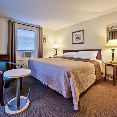 Standard King Room - Non-Smoking Atlantic Sands Promo Code