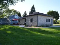 Prepared to be WOWEd by this 3 bedroom perfectly located house in Appleton. Hotel di Appleton