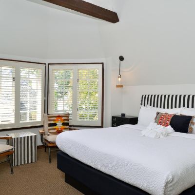 Cottage 2 Wine Valley Inn Promo Code