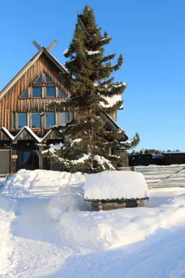 Shaman Village Resort & Glass Igloos Hotels in 