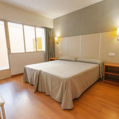 Essential Room Port Vista Oro Promo Code
