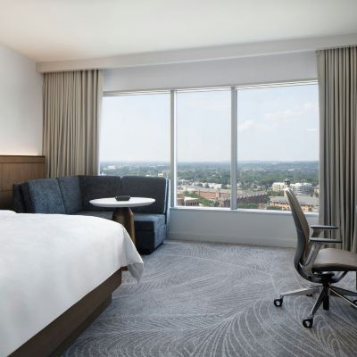 Newly Renovated, Executive Lounge Access, Guest Room, 1 King JW Marriott Grand Rapids Promo Code