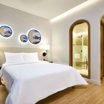 山側標準大床房 （街對面） 頭頓美居飯店優惠