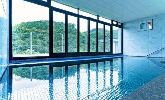 Hongcheon 305 Pool Villa