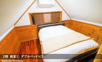 Makino Terrace  GlampingJacuzzi in Metasequoia