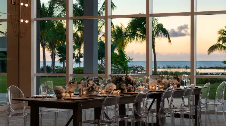 The Ritz-Carlton, Turks & Caicos Dining/Restaurant