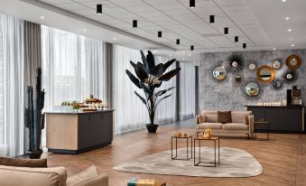 Renaissance Amsterdam Schiphol Airport Hotel