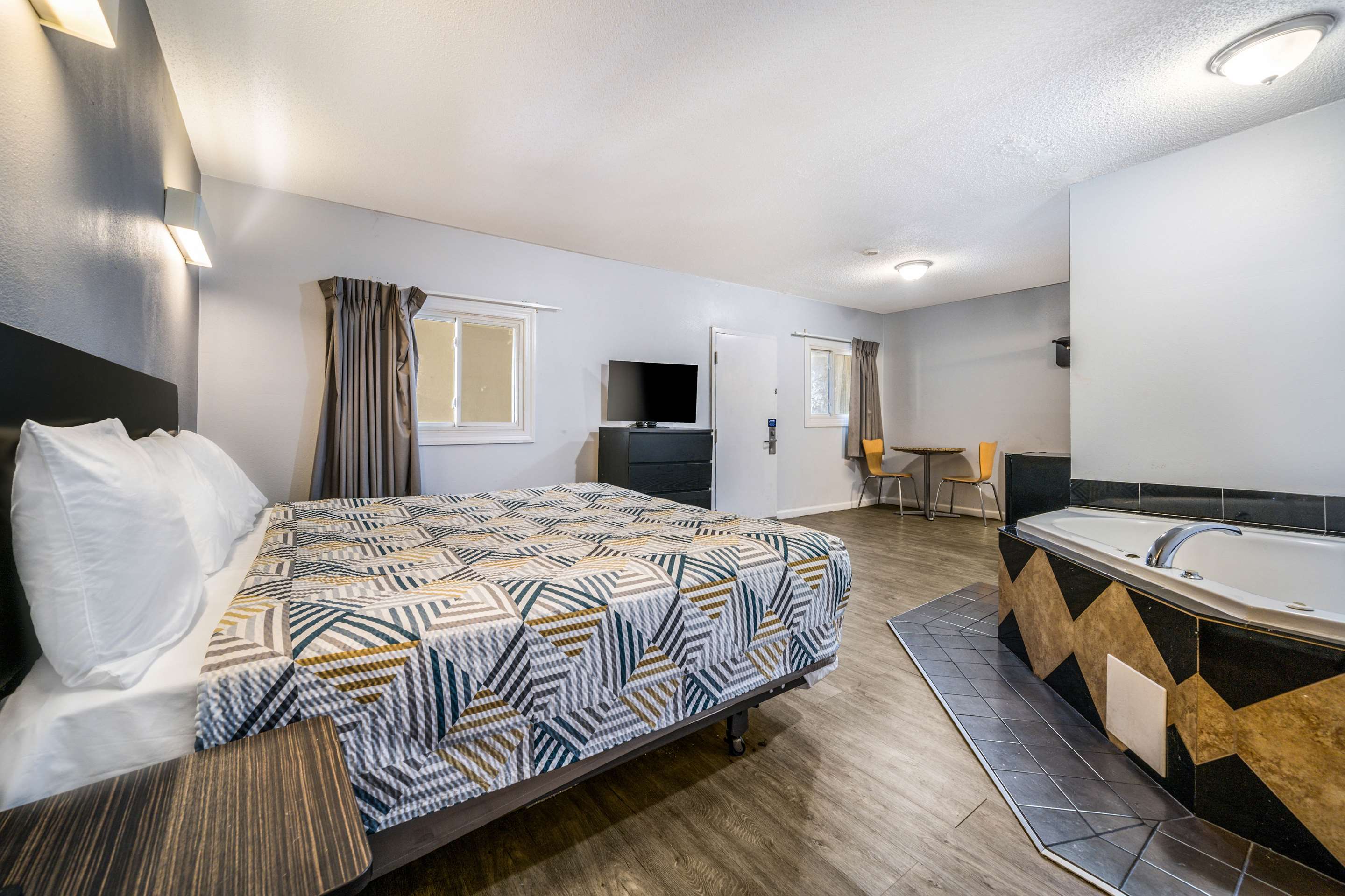 Motel 6 Toms River, NJ Near Seaside Heights (Toms River) - 2026
