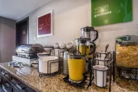 Comfort Inn & Suites Airport South