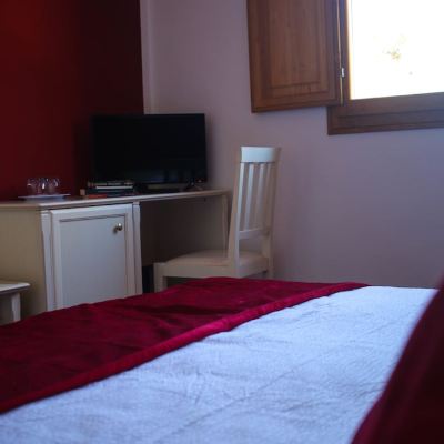 Deluxe Double Room, 1 King Bed, Mountain View