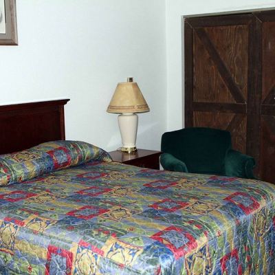 Queen Room Bunkhouse Motel Promo Code