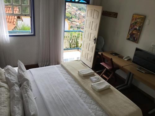 Abigail Condé Deluxe Double Room