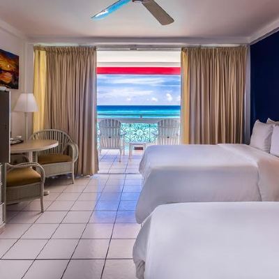 Standard King Room with Ocean View
